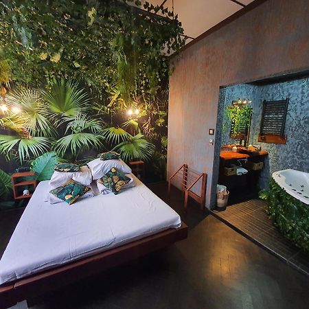Tropicana Jacuzzi Apartment Krakow Ngoại thất bức ảnh